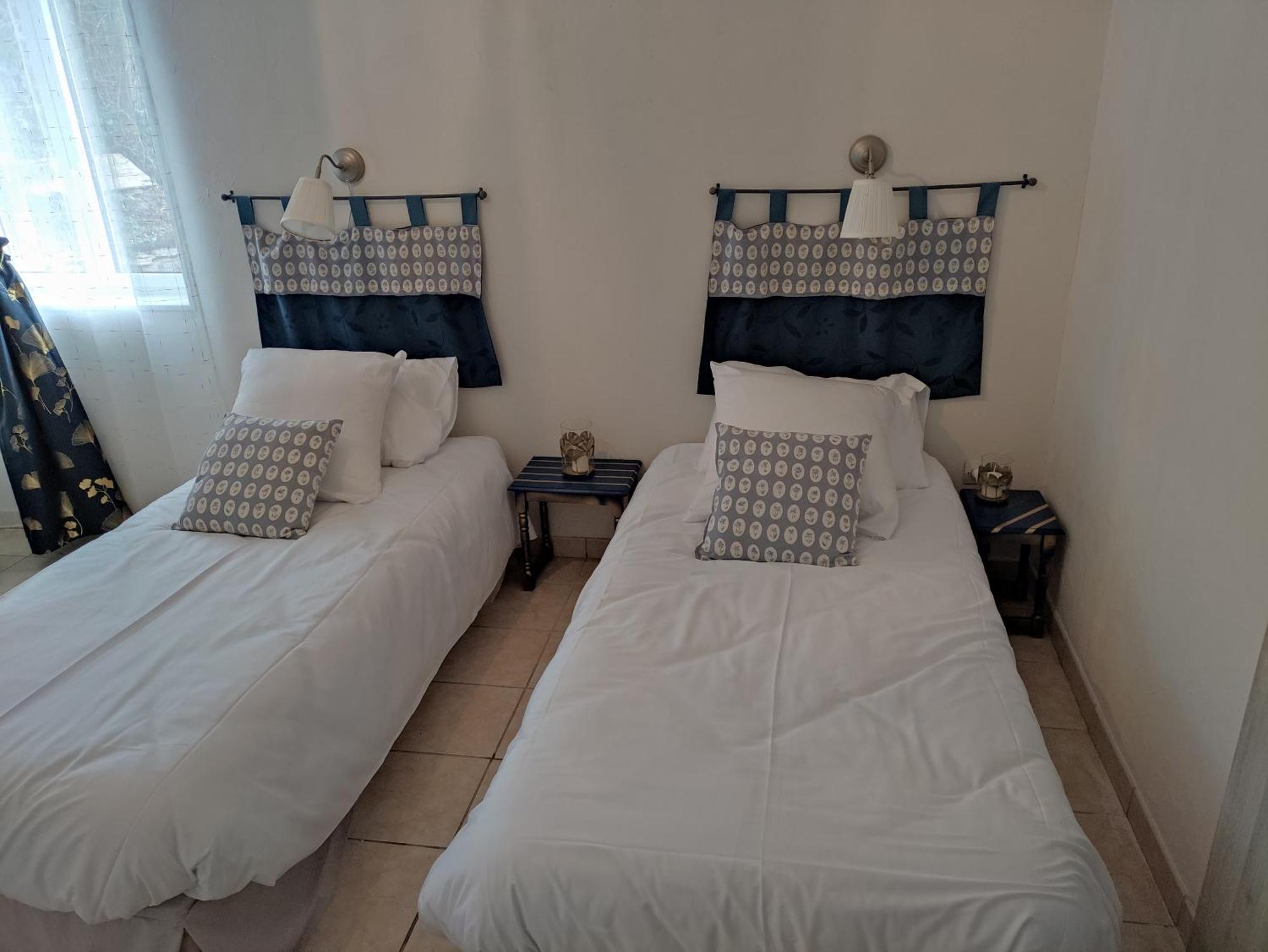 Bleu Bonheur Bed and Breakfast Dennevy Kamer foto